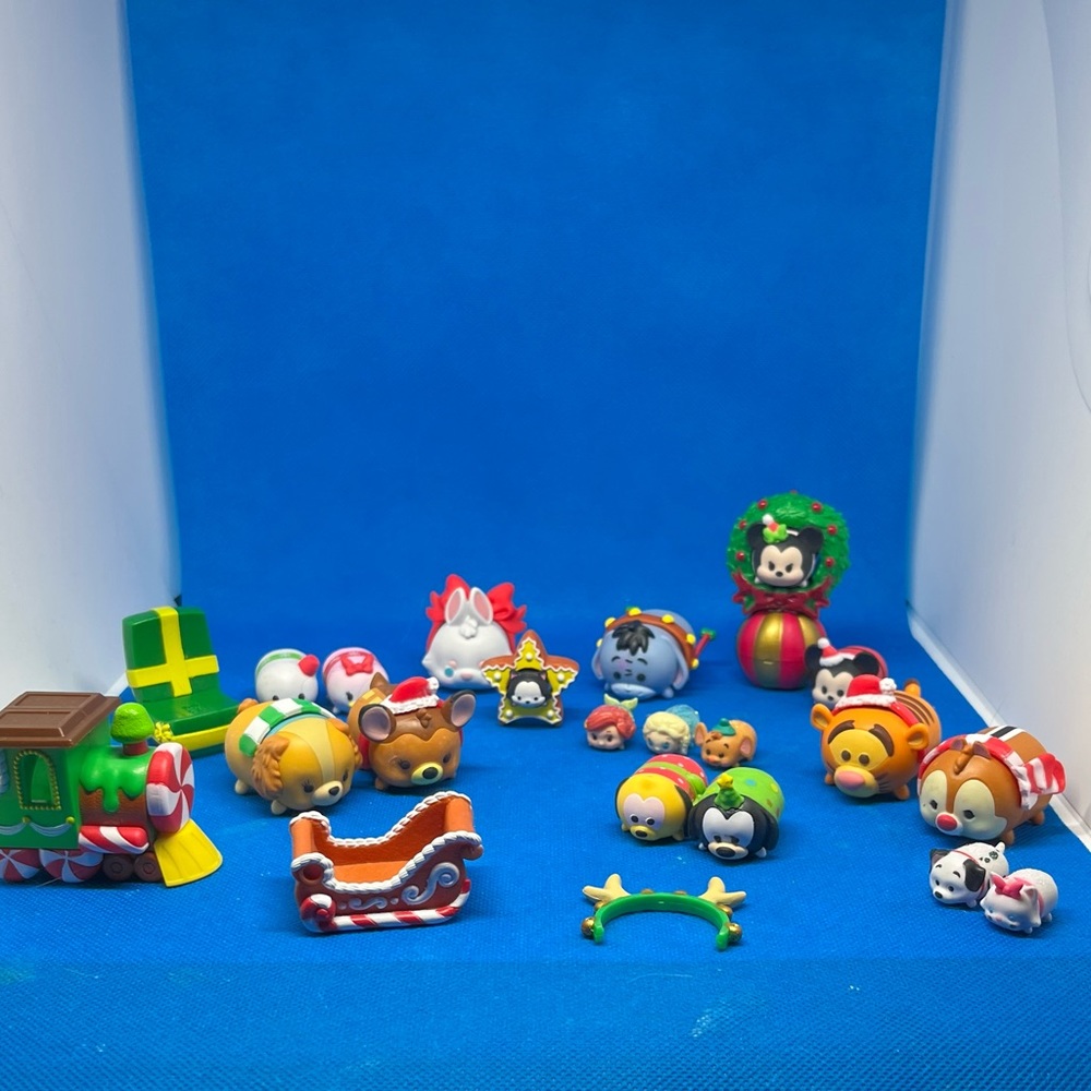 Lot of Disney Tsum Tsum Holiday Figures and Accessories GUC